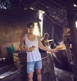 帅大叔吃瓜视频大全免费观看,帅大叔吃瓜视频大全，笑料横生，欢乐无限